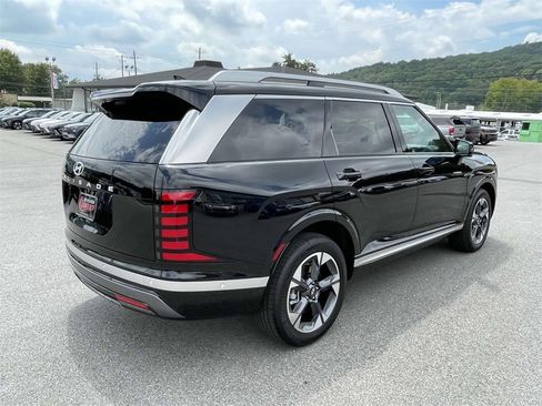 New 2026 Hyundai Palisade Limited image 3