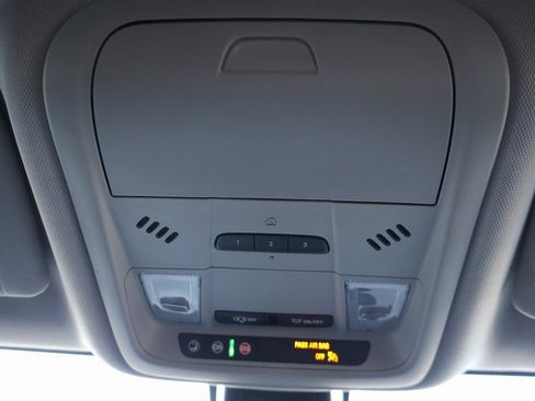 Used 2023 Chevrolet Blazer LT w/ Convenience Package image 18