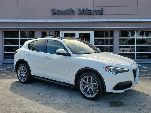Used 2018 Alfa Romeo Stelvio Ti Sport image 1