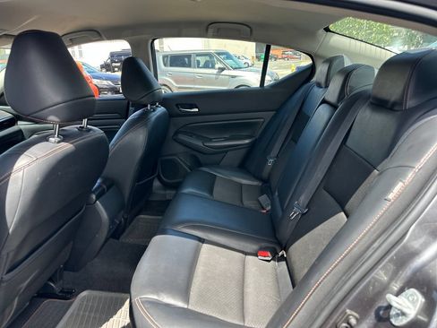 Used 2021 Nissan Altima 2.5 SR FWD image 15
