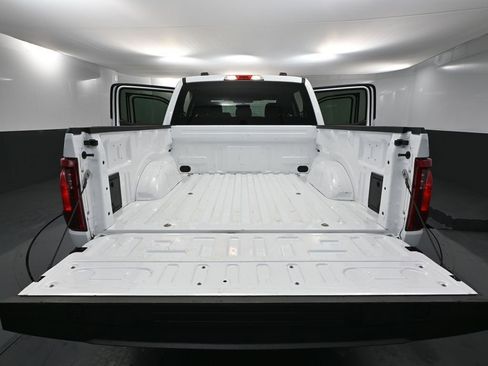 Used 2024 Ford F150 XLT w/ Tow/Haul Package image 38