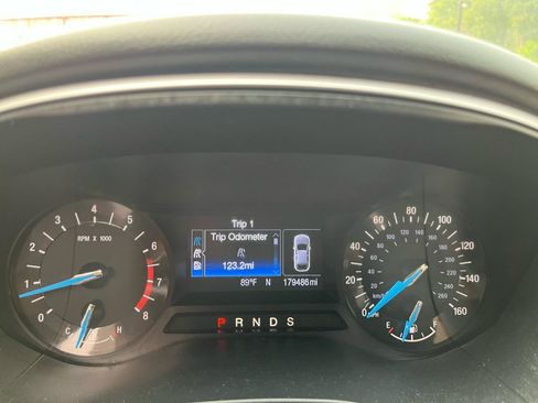 Used 2013 Ford Fusion SE FWD image 17