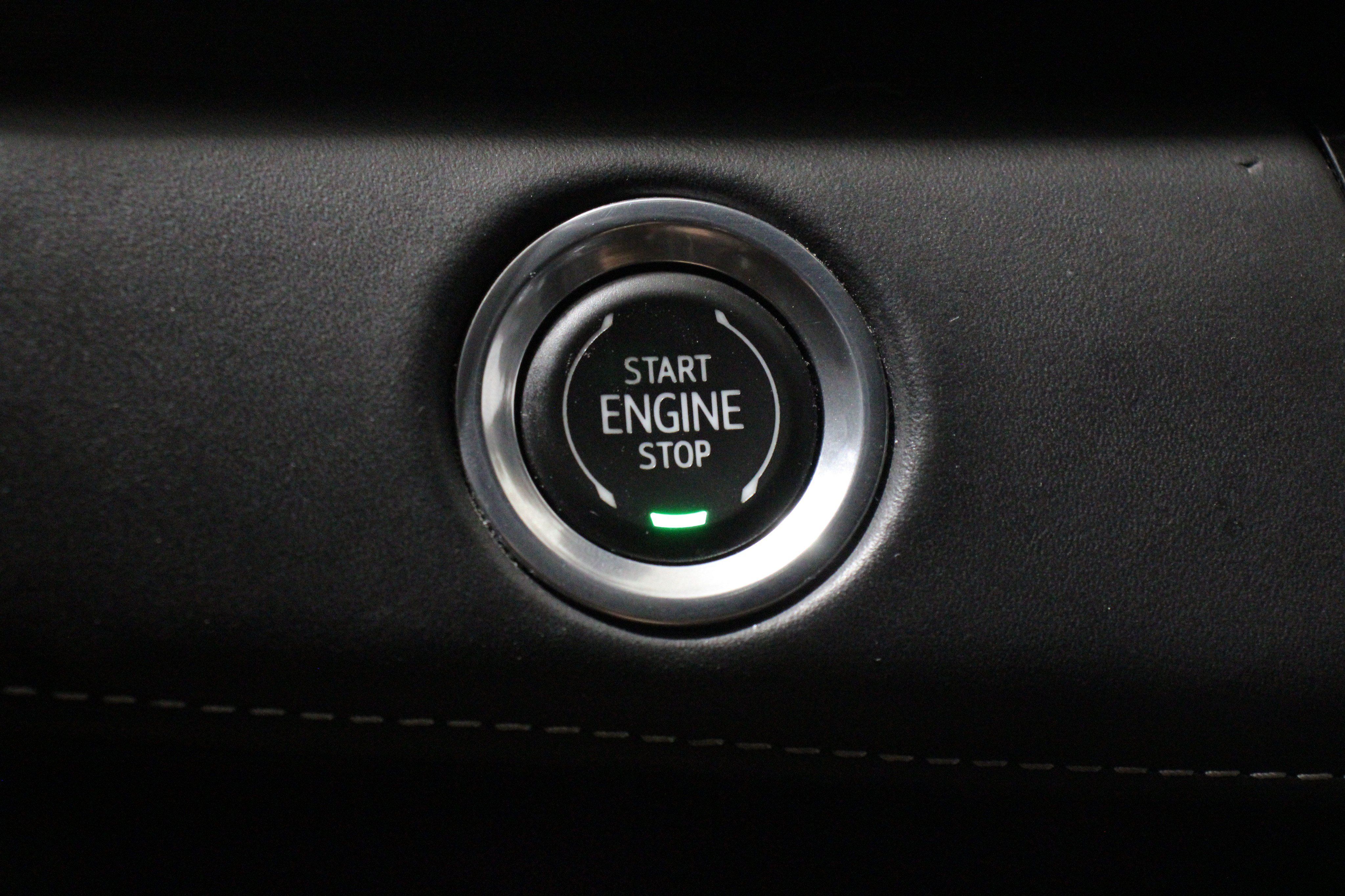 Used 2021 Cadillac Escalade Sport Platinum AWD/4WD image 22