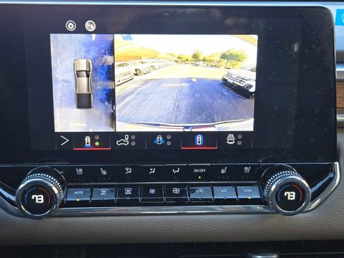 Certified 2024 GMC Canyon Denali image 18