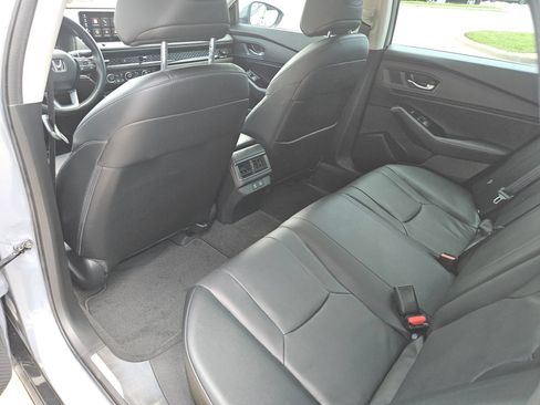 Certified 2023 Honda Accord Touring image 11