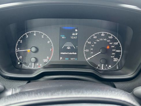 Used 2025 Toyota Corolla LE image 12