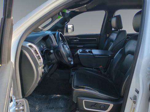 Used 2023 RAM 1500 Laramie image 9