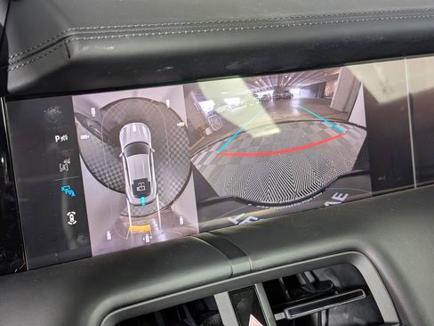 New 2026 Porsche Taycan GTS image 27