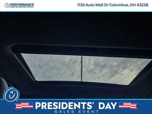 New 2025 Jeep Grand Cherokee Altitude image 17