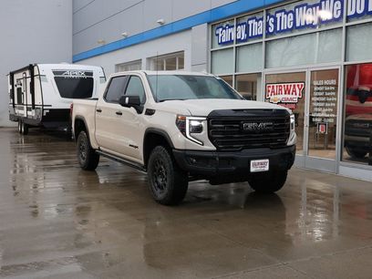 New 2026 GMC Sierra 1500 AT4X w/ AT4X AEV Edition