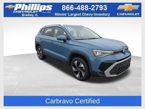 Used 2025 Volkswagen Taos SE w/ Panoramic Sunroof Package AWD/4WD image 1