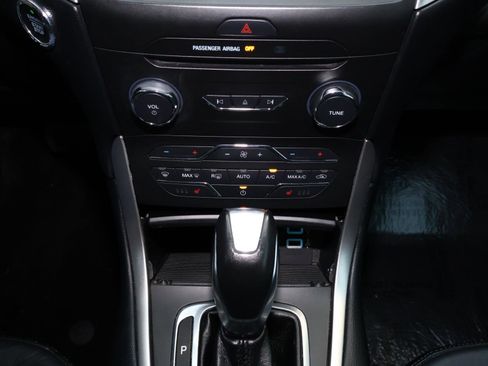 Used 2018 Ford Edge SEL w/ Equipment Group 201A image 25