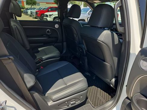 Used 2026 Hyundai Palisade Calligraphy FWD image 26