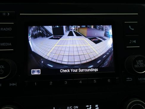 Used 2019 Honda Civic LX image 7