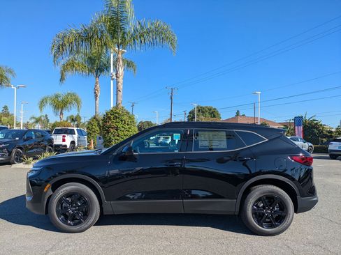 New 2026 Chevrolet Blazer LT image 2