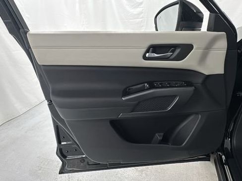 New 2026 Nissan Pathfinder SL AWD/4WD image 20