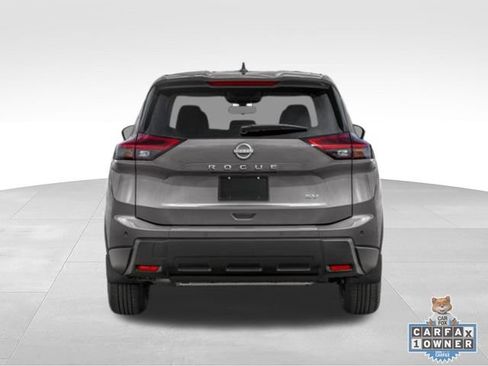 Certified 2025 Nissan Rogue SV FWD image 42