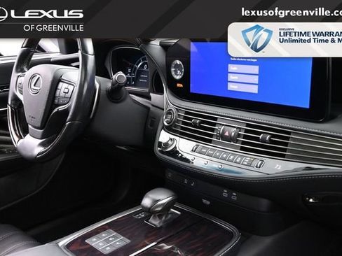 Certified 2023 Lexus LS 500 AWD w/ Interior Upgrade Package image 27