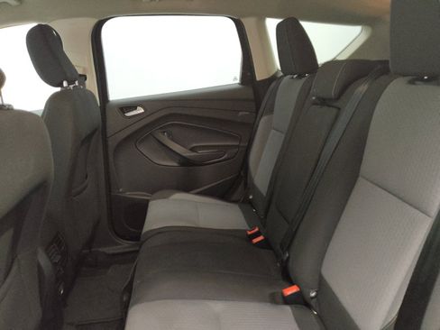 Used 2018 Ford Escape SE FWD image 18