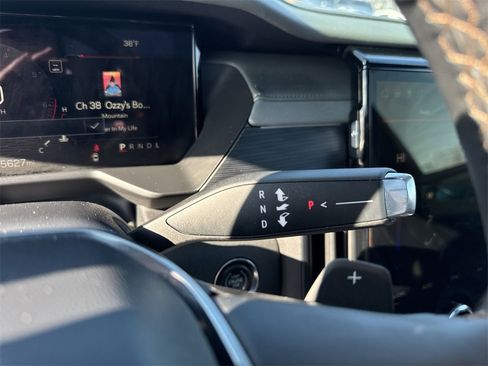 Used 2025 GMC Acadia AT4 image 20