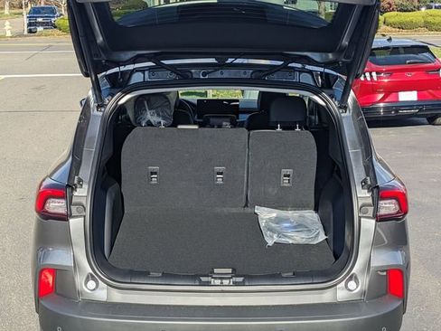 New 2026 Ford Escape SE w/ PHEV Premium Package image 29