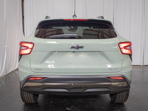 New 2026 Chevrolet Trax ACTIV w/ Driver Confidence Package FWD image 3