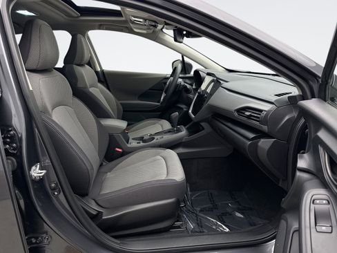 Used 2024 Subaru Crosstrek 2.0i Premium image 18