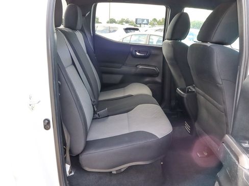 Used 2023 Toyota Tacoma TRD Off-Road image 25