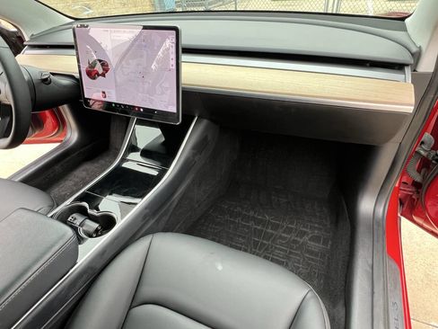Used 2020 Tesla Model 3 Standard Range Plus image 26