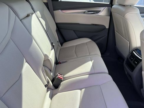 Certified 2023 Cadillac XT5 Premium Luxury image 21