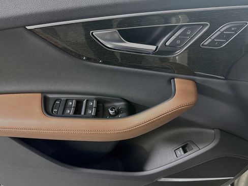 Used 2023 Audi Q7 2.0T Premium Plus w/ Premium Plus Package image 21