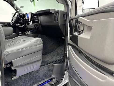New 2026 GMC Savana 2500 w/ Driver Convenience Package RWD image 23