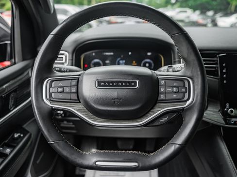 Used 2022 Jeep Wagoneer Series III image 33