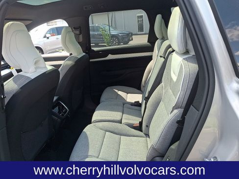 New 2025 Volvo EX90 Ultra image 10