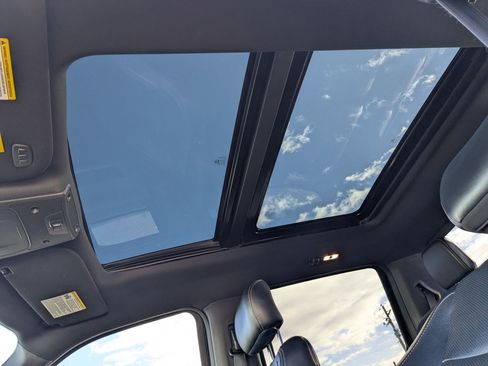 Used 2017 Ford F150 Lariat w/ Equipment Group 502A Luxury image 32