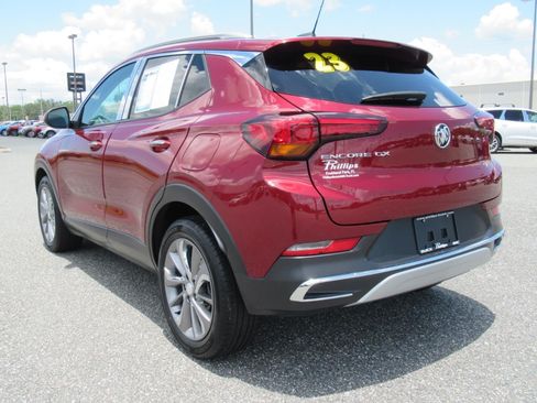 Used 2023 Buick Encore GX Essence w/ Experience Buick Package FWD image 5