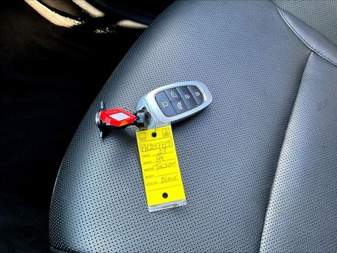 Used 2023 Hyundai Tucson SEL w/ Convenience Package image 14