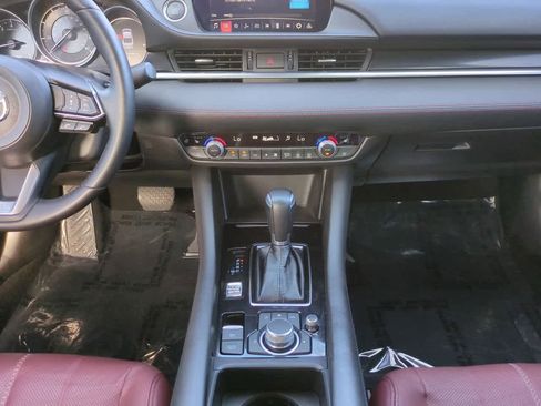 Used 2021 MAZDA MAZDA6 Carbon Edition image 18