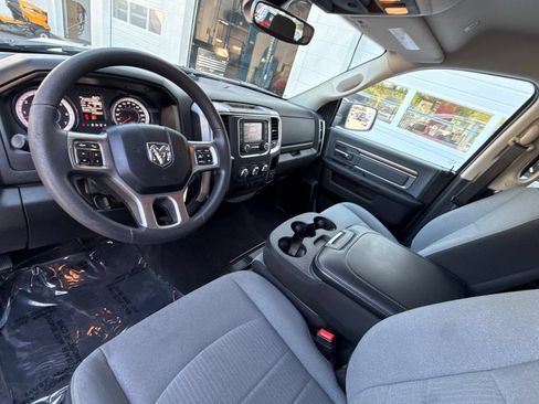 Used 2023 RAM 1500 Classic SLT AWD/4WD image 9