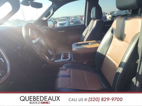 Used 2019 Chevrolet Silverado 1500 High Country w/ Technology Package image 9