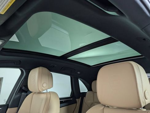 New 2026 Porsche Macan AWD/4WD image 30