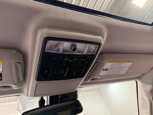 Used 2024 Toyota 4Runner Limited image 86