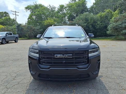 Used 2022 GMC Acadia SLE w/ Driver Convenience Package AWD/4WD image 2