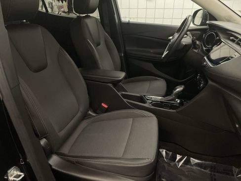 Used 2021 Buick Encore GX Preferred w/ Cold Weather Comfort Package FWD image 20