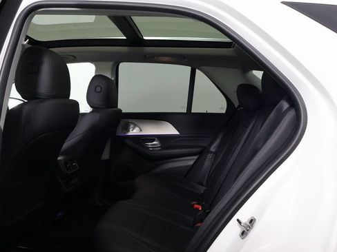 Used 2024 Mercedes-Benz GLE 450 4MATIC w/ Winter Package image 11