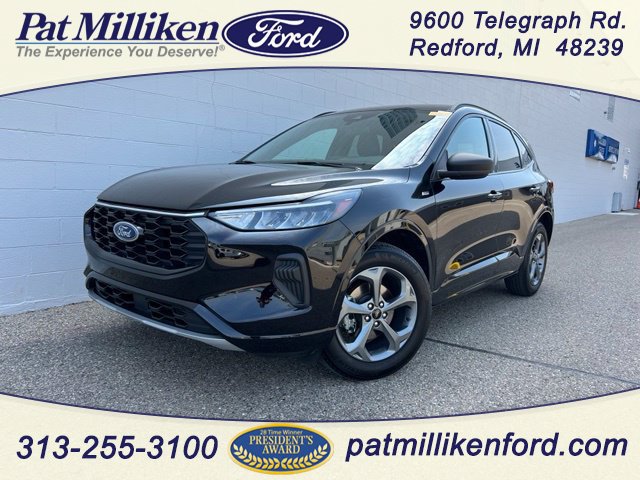 Certified 2024 Ford Escape ST-Line w/ Tech Pack #1 AWD/4WD image 1