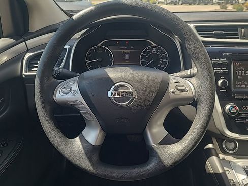 Used 2017 Nissan Murano S AWD/4WD image 15