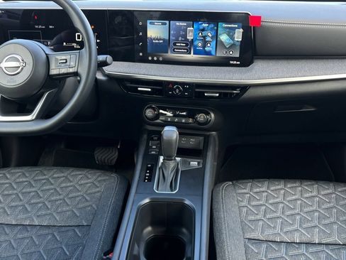 New 2026 Nissan Kicks SV FWD image 4