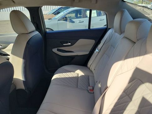 New 2026 Nissan Sentra SL w/ Floor Mat Package FWD image 31