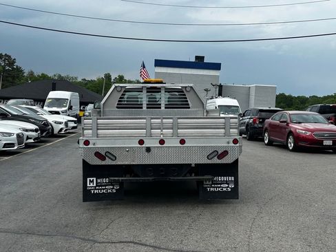 Used 2020 Ford F550 4x4 Regular Cab Super Duty image 4